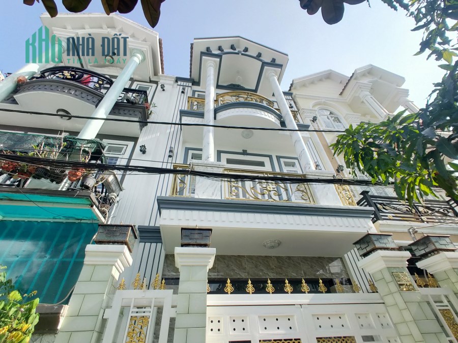 NHÀ BÈ  -NHỈNH 4 TỶ, NHÀ XÂY MỚI 3 TẦNG, 4PN, HẺM XE HƠI, NỘI THẤT CỰC ĐẸP