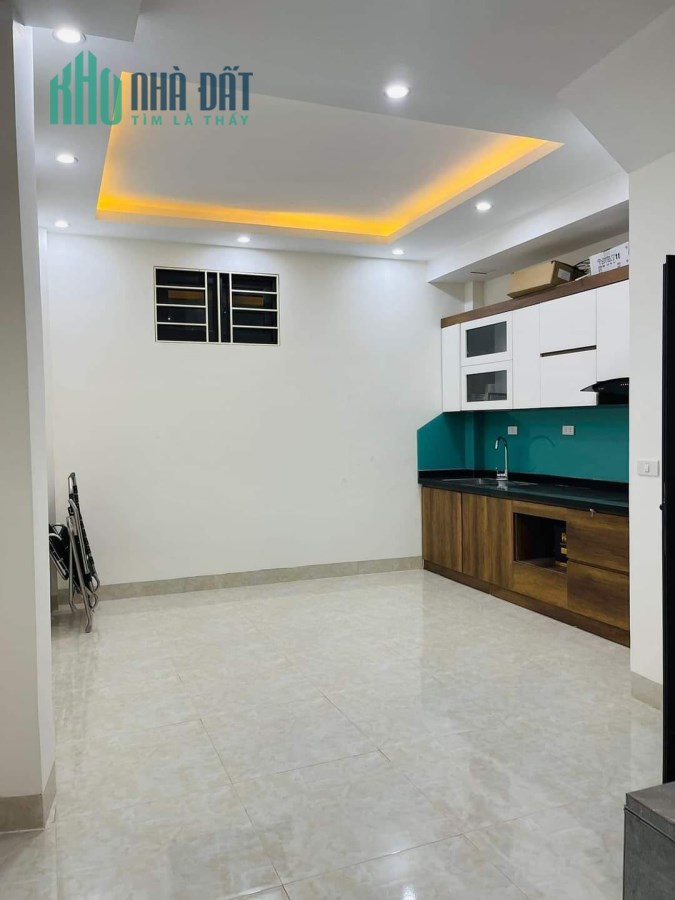 NHÀ ĐẸP Tây Hồ - CHỈ 4 TỶ - 40M2X5T - NGÕ RỘNG THÔNG THOÁNG - GẦN HỒ TâY - NGÕ THÔNG - LH 0877179639
