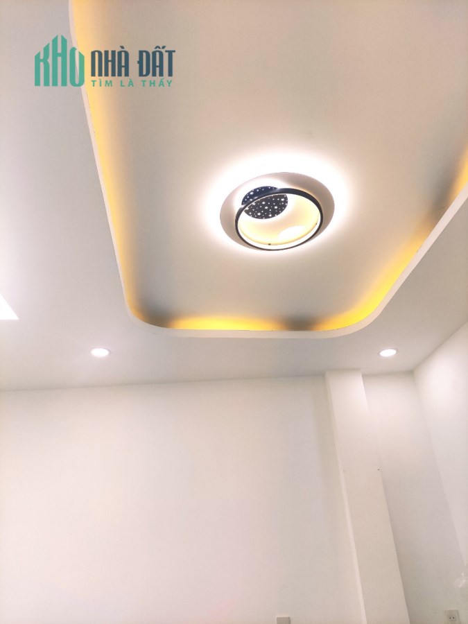 Siêu phẩm nhà 2 tầng Núi Thành đẹp cực chỉ nhỉnh 2 tỷ 1 xíu