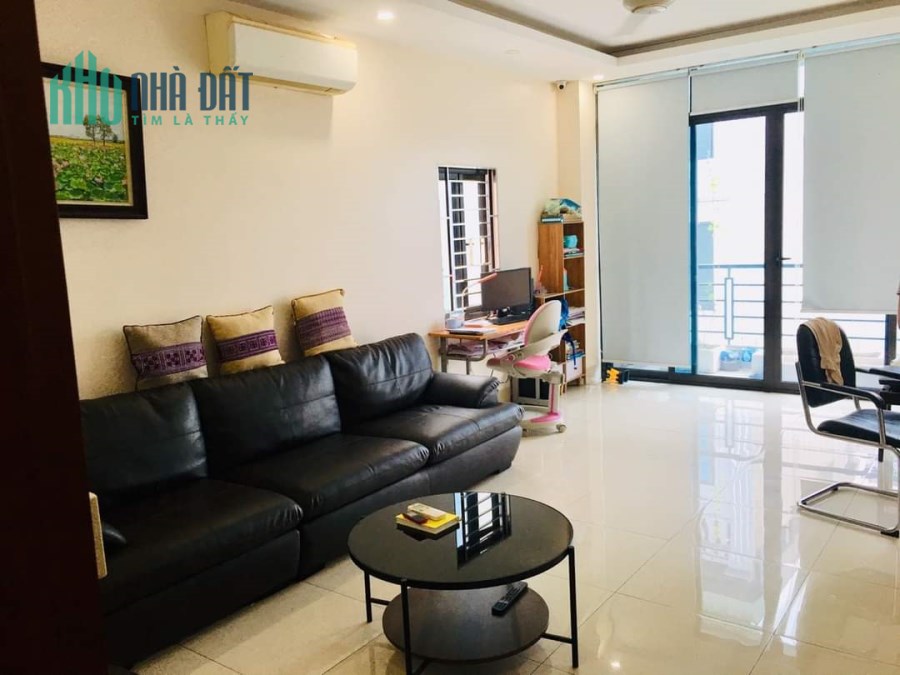 Bán nhà Lý Thường Kiệt, Trần Hưng Đạo, Hoàn Kiếm, Phân lô, ô tô, vỉa hè, 50m2x4T, 12.8 Tỷ.