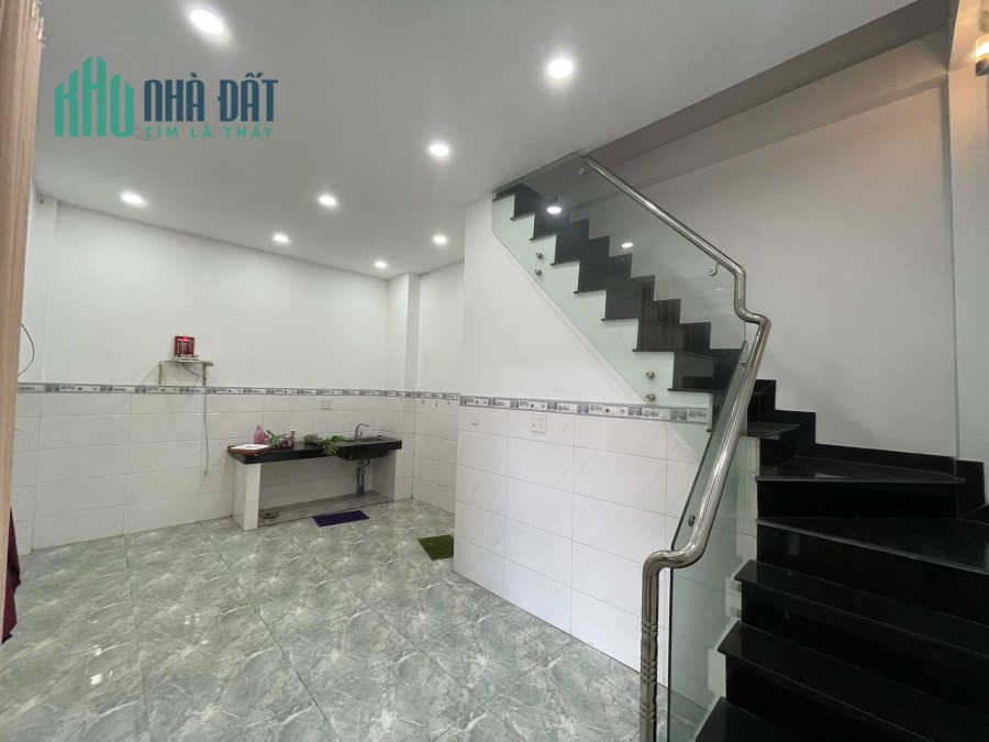 Nhà phường Hiệp Bình Phước, Thủ Đức, 2PN/2WC mới tinh bán chỉ 2,8 tỷ