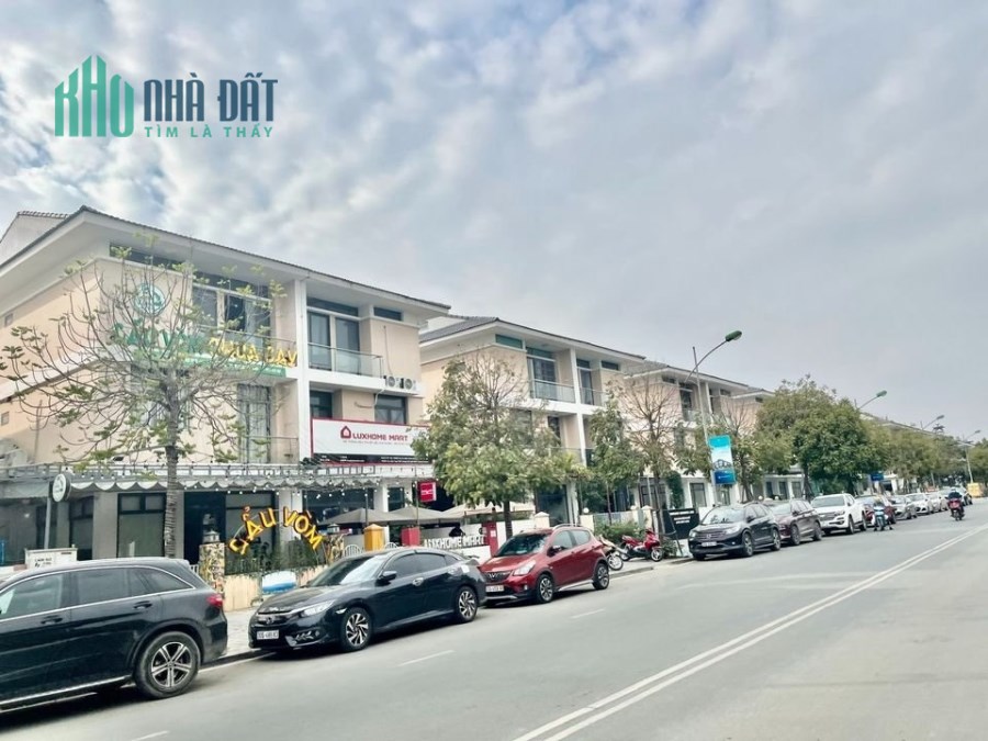 Bán biệt thự Dương Nội, Hà Đông, 378m2x4T, mt18m, hàng víp nhỉnh 50 tỷ