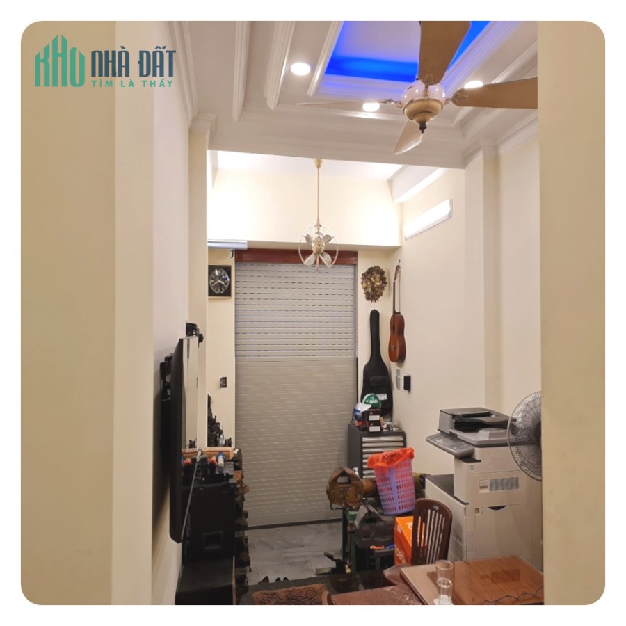 Nhà Bán – Full Nội Thất– 40m2 X 4 Tầng – LÝ CHÍNH THẮNG – Q3– 5.8 Tỷ