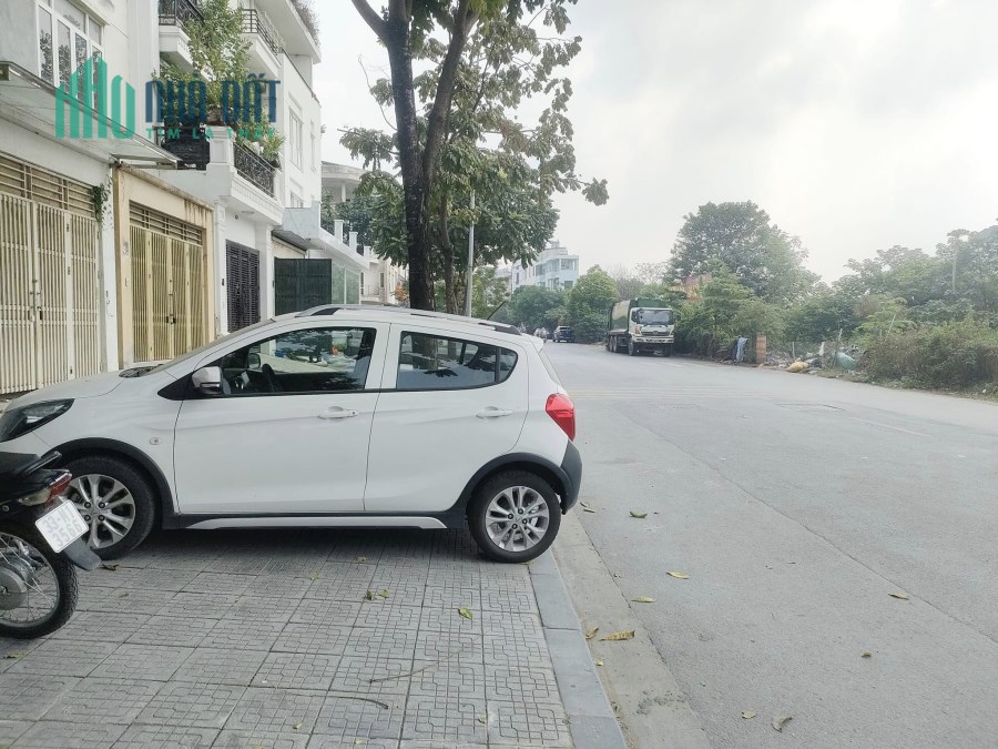 NHÀ BÁN KĐT VĂN PHÚ - HÀ ĐÔNG DT; 90M, 5 TẦNG, MT; 4.5M, GIÁ 13.X TỶ. NHÀ ĐẸP - HAI THOÁNG - ĐƯỜNG