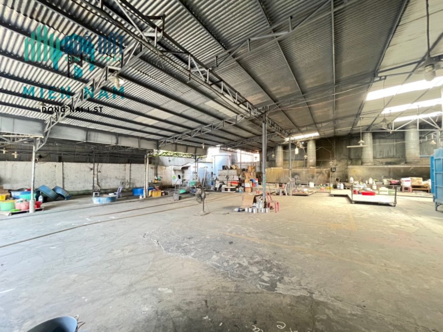 cho thuê xưởng rộng 2000m2 giá chỉ 20k/1m2 ngay ngã 3 phát triển tân biên