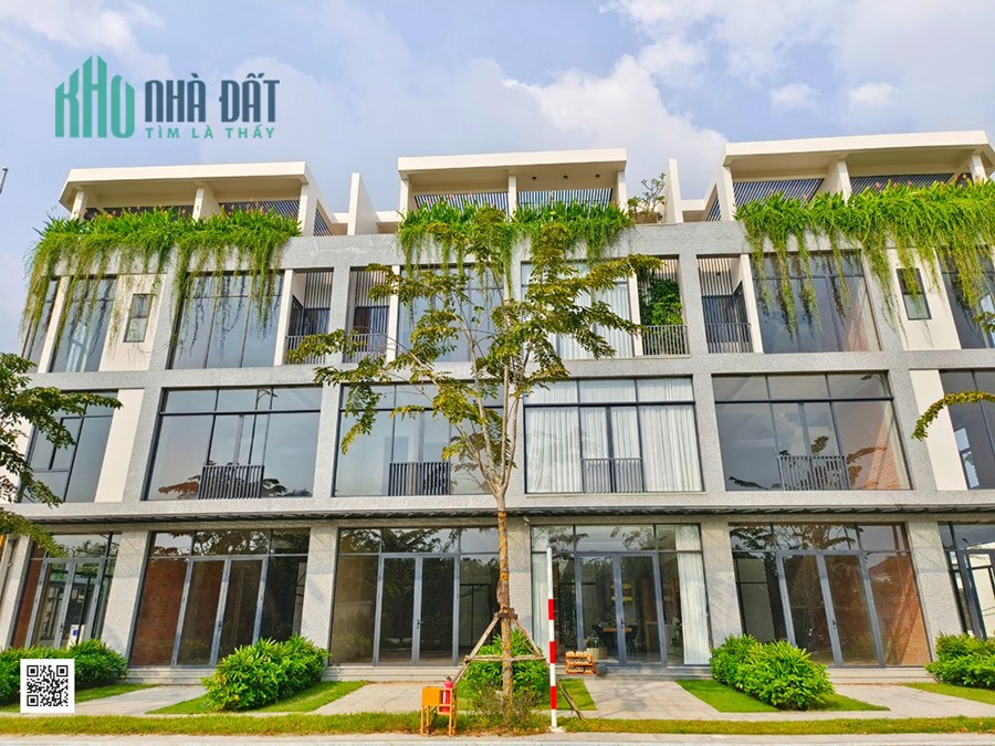 VILLAS TẠI SÂN GOLF ĐẲNG CẤP QUỐC TẾ
