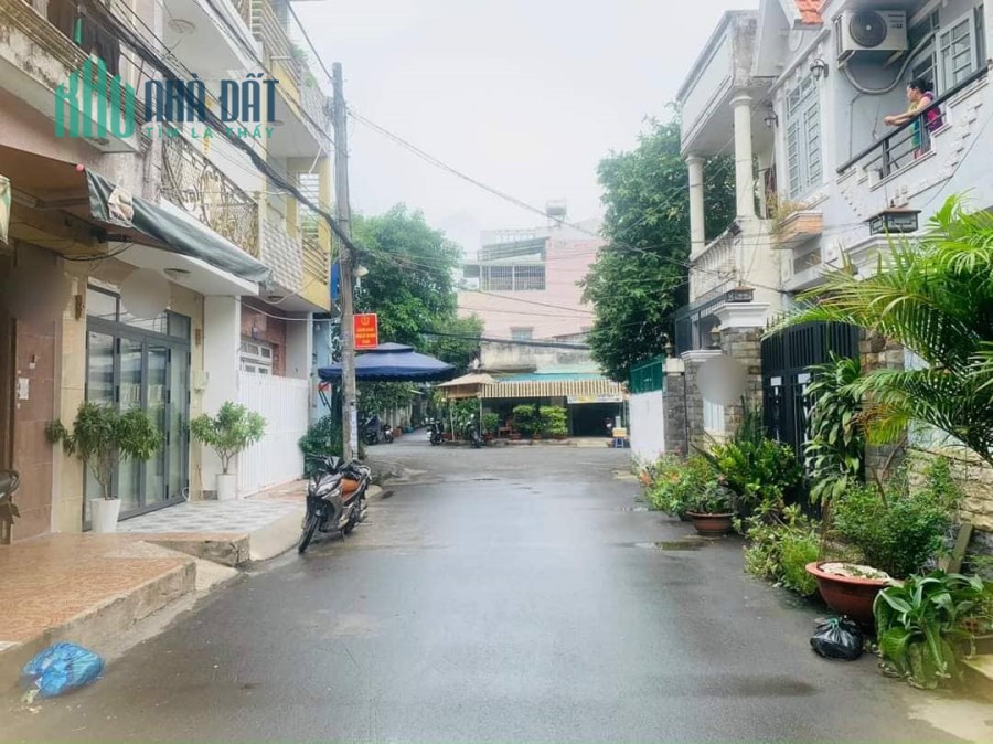 Bán nhà Cách Mạng Tháng Tám – Quận 10, 68 m2, 4 tầng, giá 12 tỷ!