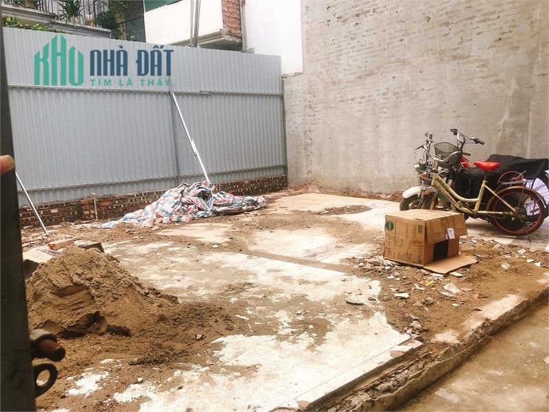 Bán đất Đường Trương Định, sát phố, thửa đẹp vuông vắn, 45m chỉ 3 tỷ 25