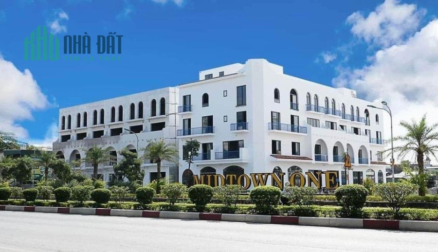 Bán nhà 5 tầng mặt đường QL18 cách Vincom Uông Bí 200m giá đầu tư chỉ 1,5 tỷ