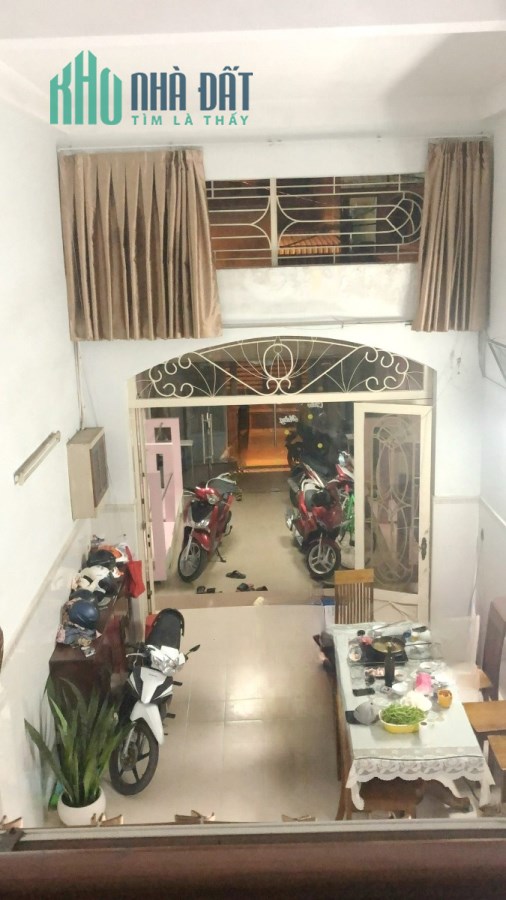Cho thuê NNC đường Phạm Thế Hiển P6Q8. Giá 14 triệu/tháng