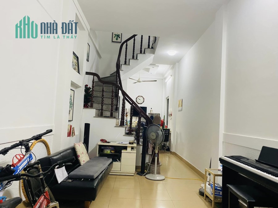 Nhà Nguyễn An Ninh DT36m2 x 5 tầng x MT 4m giá chỉ 3,51 tỷ