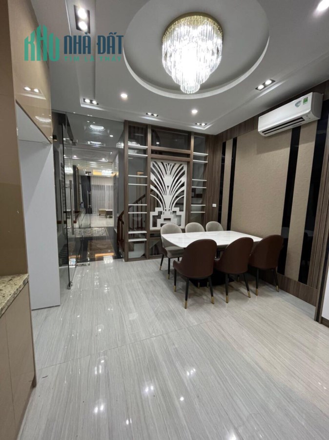 Bán nhà Lâm Hạ, Hồng Tiến 73m 6 tầng, gara, ô tô tránh, thang máy hơn 12 tỷ