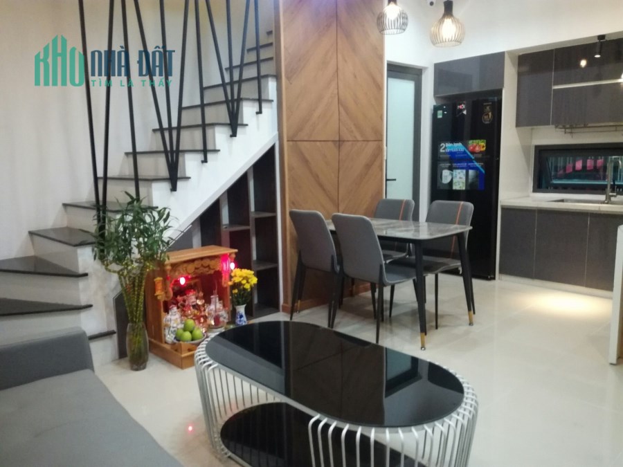 Nhà Đống Đa, gần MT, kiệt 3.5m, Góc, KD, mới đẹp