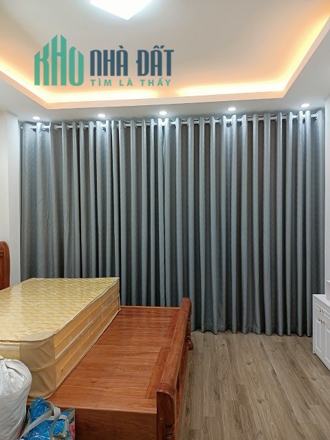 MÀNH RÈM CAO CẤP ANH HƯNG CHUYÊN TƯ VẤN THIẾT KẾ LẮP ĐẶT RÈM TẠI SỐ 23 NGÕ 142 PHỐ ĐẠI TỪ- HOÀNG