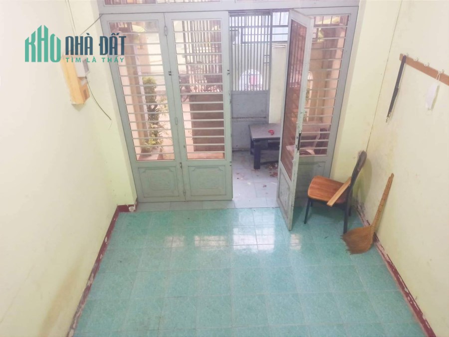 Bán Nhà 2 Tầng Hẻm Xe Hơi Đường Lê Văn Khương Quận 12 3 Phòng Ngủ Sổ Vuông, CHỈ HƠN 2 TỶ