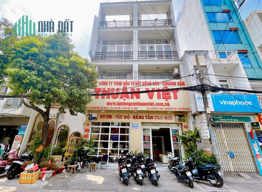 Bán nhà Mặt tiền đường Lê Niệm, phường Phú Thạnh, Tân Phú.