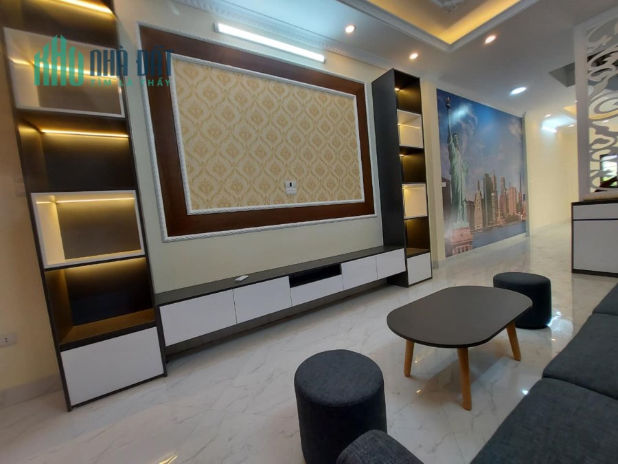 BÁN NHÀ BÁT KHỐI- LONG BIÊN, 58M2 * 5T, GIÁ 4,3 TỶ, NHÀ MỚI TẶNG 100% NỘI THẤT