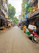 CHỈ NHỈNH 2 TỶ, KINH DOANH,  SỔ ĐẸP, PHÚC XÁ, BA ĐÌNH. CHỦ BÁN GẤP VỀ HÀNG BÔNG