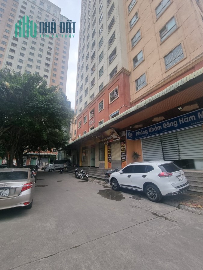 Quá Hiếm CHCC CT1A Xa La Hà Đông 77m2 2 Ngủ 1.95 tỷ 0879723702