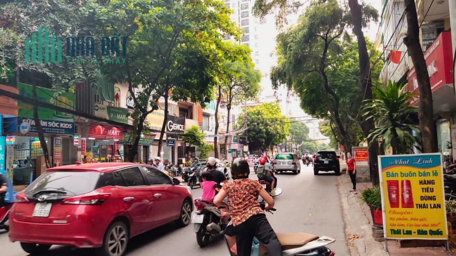 BÁN NHÀ ĐƯỜNG TÔ HIỆU, Ô TÔ ĐỖ CỬA, DT 36M GIÁ 4.55 TỶ.