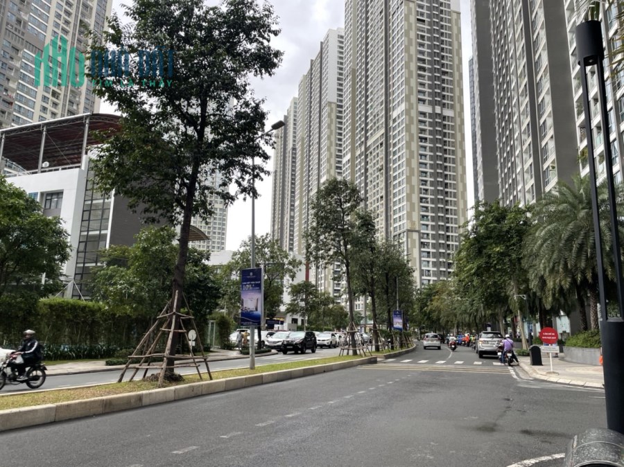 Bán căn hộ Vinhomes Central Park 7 Bình Thạnh:  108m2 + 3PN, giá 9,3tỷ