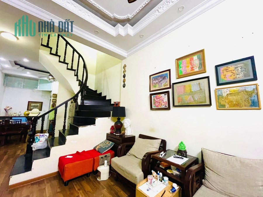 Bán nhà Tôn Thất Tùng, Đống Đa, 50m2 x 5 tầng phân lô, an sinh đỉnh, giá bán 7.1tỷ