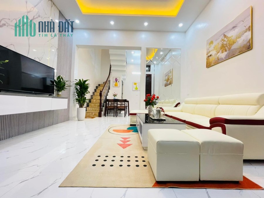 BÁN NHÀ TRƯƠNG ĐỊNH, NGÕ RỘNG 3M, LÔ GÓC, 2 THOÁNG, 35m2, 4 Tỷ 2