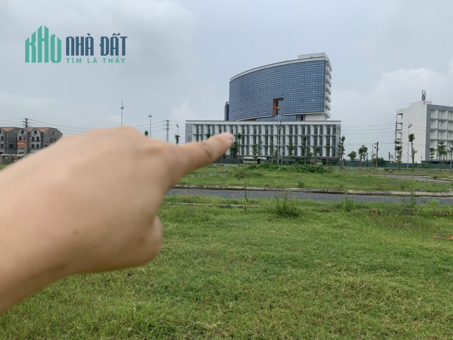 Cần bán – GẤP – GẤP - đất đối diện học viện chính sách – Hoài Đức HN