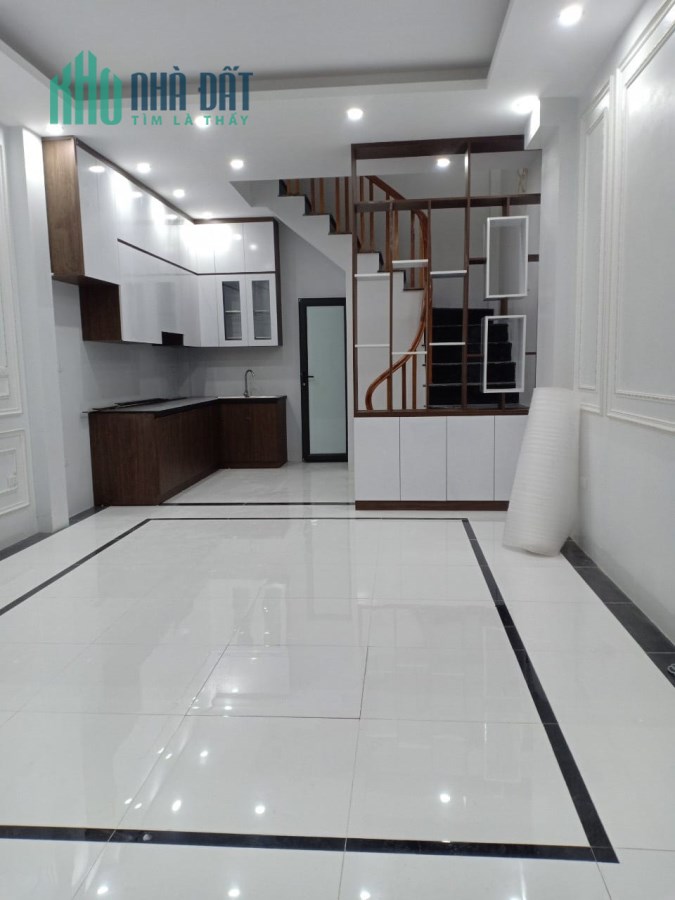 DI TRẠCH Ô TÔ GARA, SIÊU HIẾM. AN SINH TUYỆT VỜI, 3.6 TỶ 35M2 4 TẦNG.