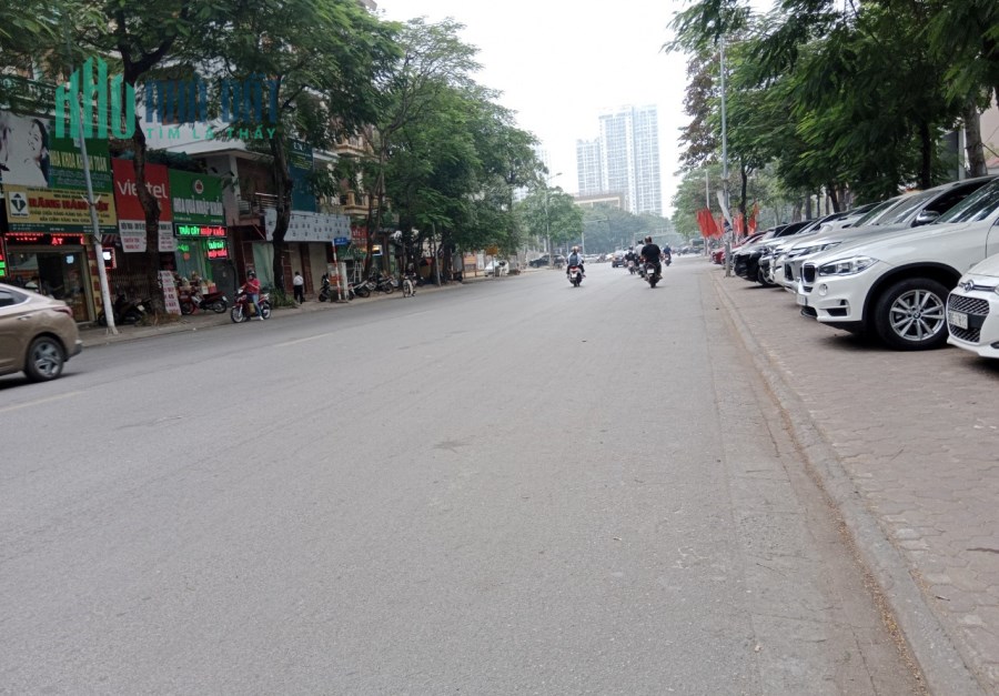 BÁN NHÀ MẶT PHỐ XUÂN LA, LÔ GÓC, MT RỘNG, KINH DOANH. DT: 230M2, MT: 8M, GIÁ: 26 TỶ