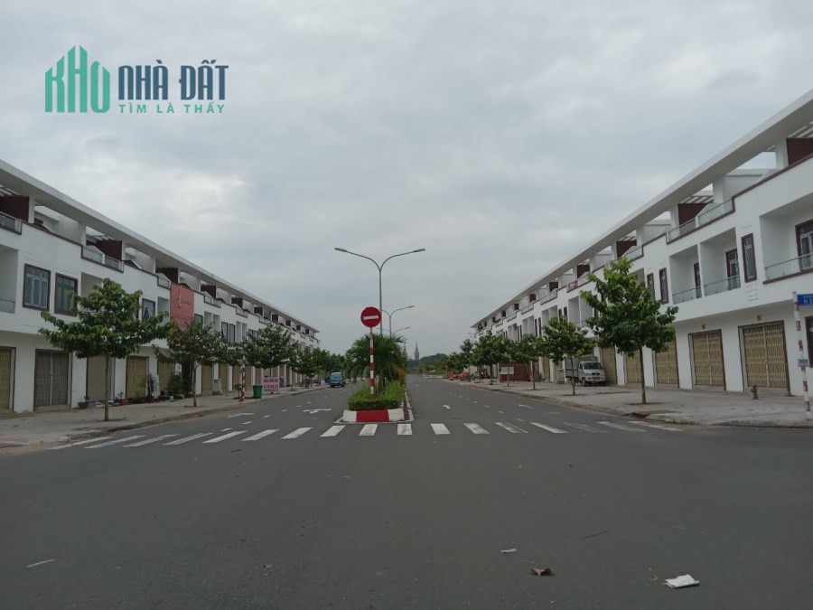 Cần bán đất nền dự án khu dân cư bàu xéo , giá ngộp