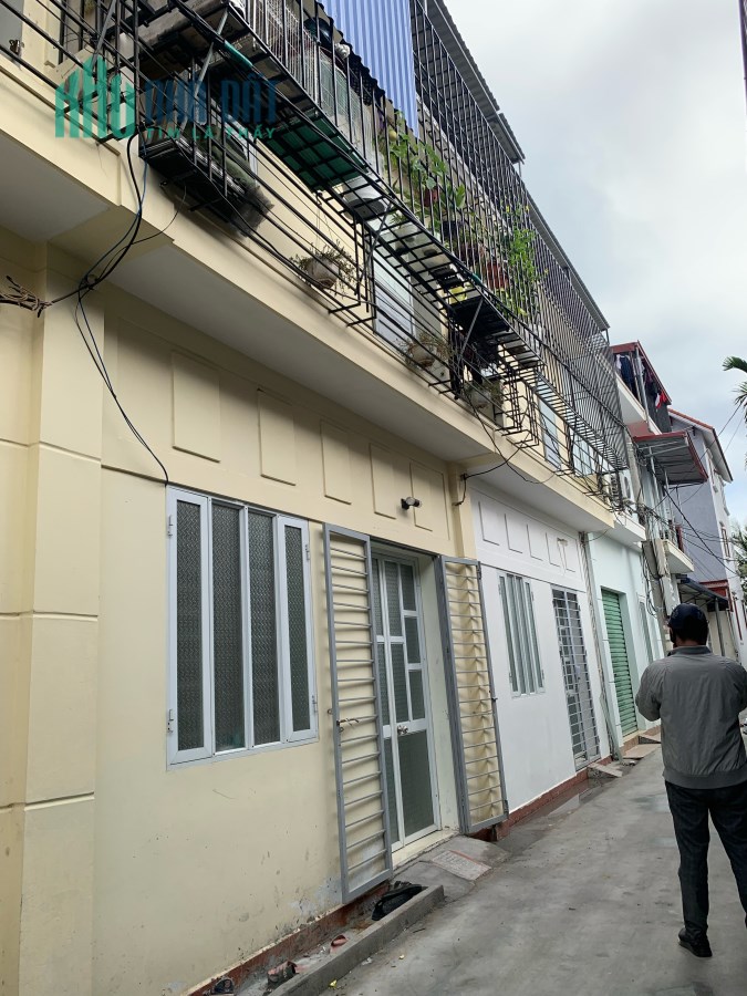 Nhà 2 tầng  40m2  Tiểu Trà , Hưng Đạo , Dương Kinh giá chỉ 920tr