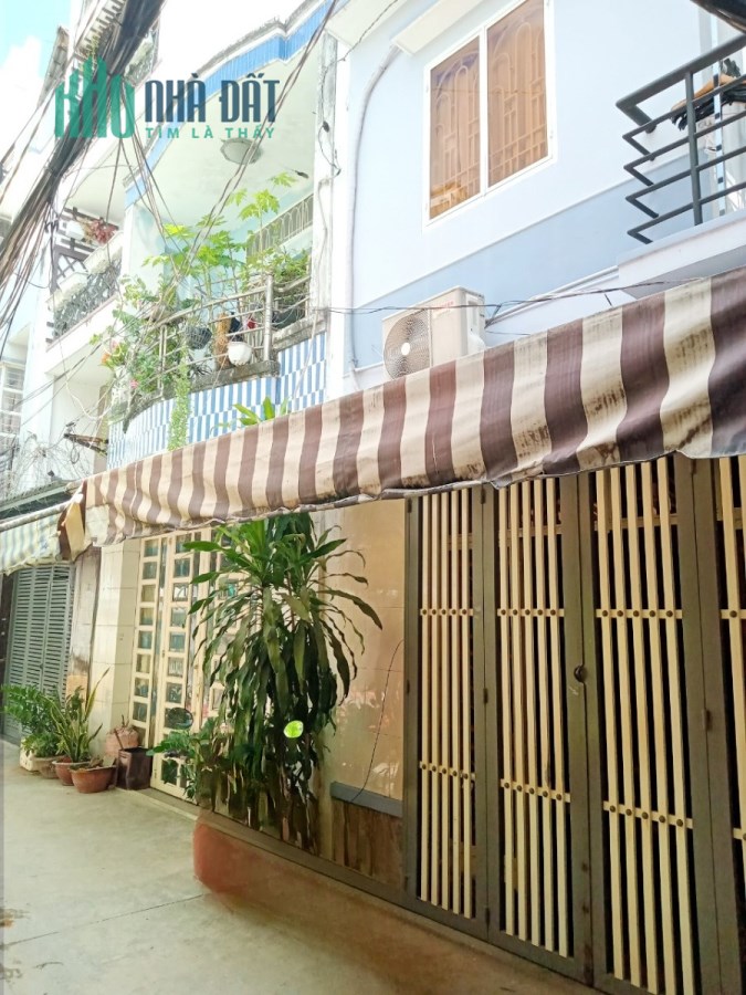 Nhà bán mặt hẻm 184 đường Âu Dương lân P3Q8 4 Tỷ 850 Triệu