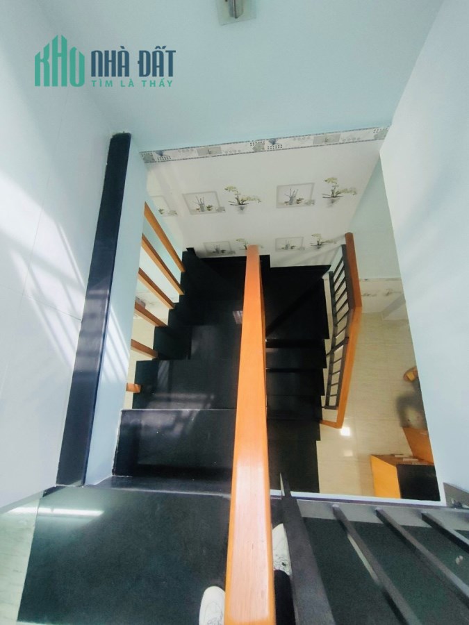 Nhà mặt tiền, Hiệp thành 18, q12, 2t,shr, chỉ 3 tỷ 650 tr