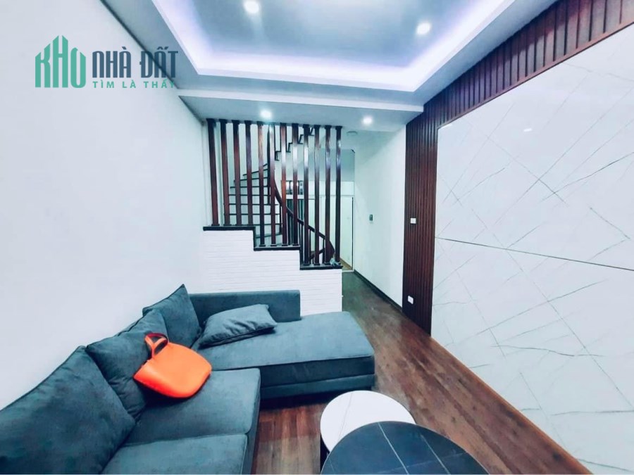 BÁN NHÀ MINH KHAI, 15M Ô TÔ TRÁNH, NGÕ 3M,  LÔ GÓC, 2 THOÁNG, 30m2, 3 TỶ 45.
