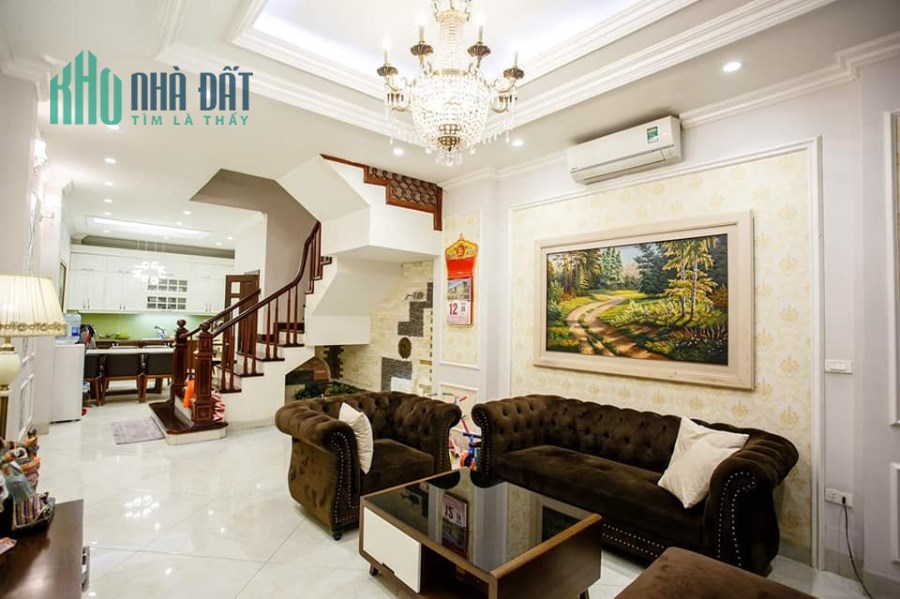Nhà phố Đỗ Quang, 6 tầng kinh doanh , 2 mặt ngõ ôtô tránh, vỉa hè DT52m2, 14 tỷ. 0338080356