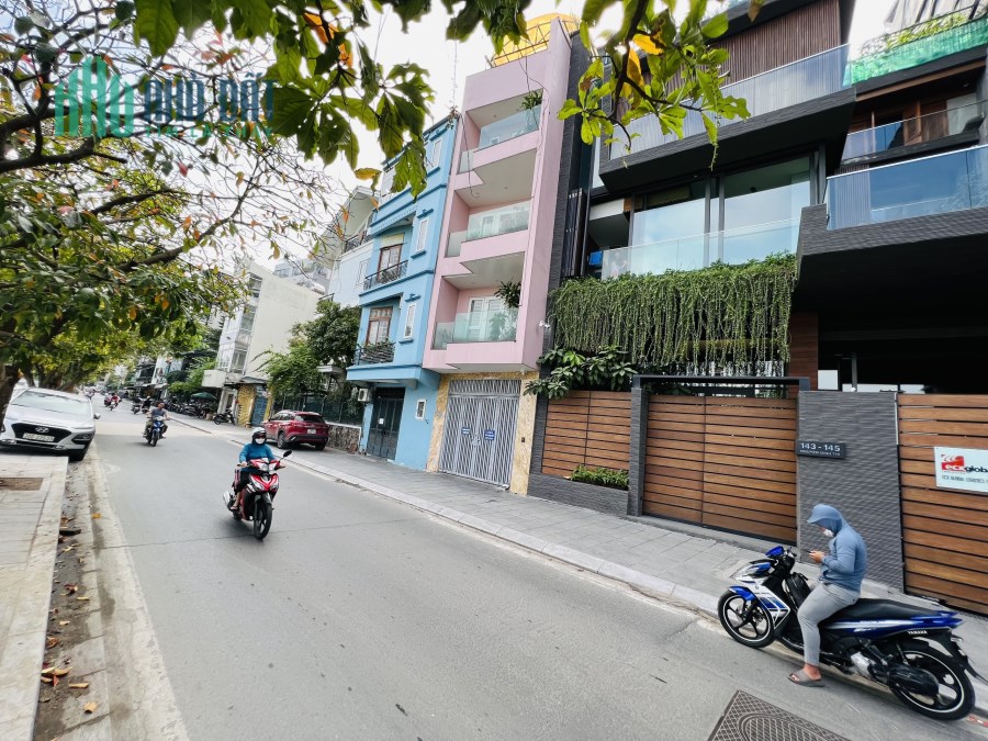 Mặt phố Bưởi, Ba Đình, 65m2, thang máy, dòng tiền 500tr/ năm.