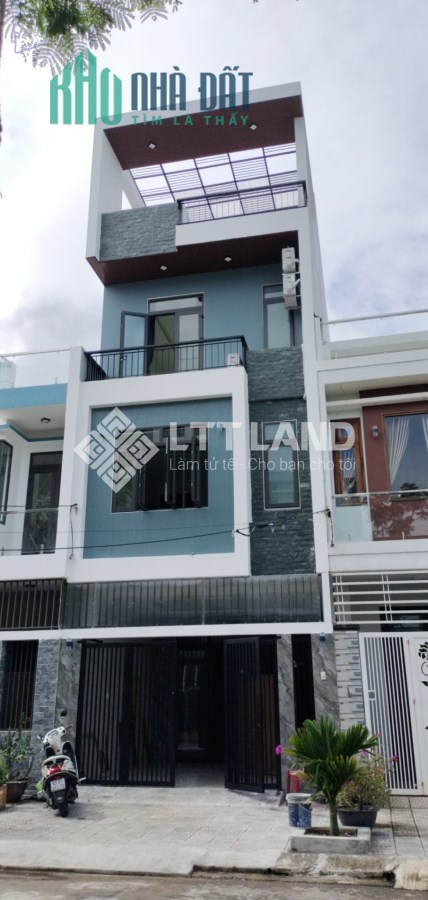 Một chiếc nhà siêu mới, mới hoàn thành và cần cho thuê
