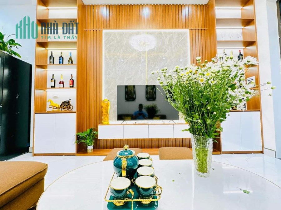 Hot Bán Nhà Đường Ngọc Trục căn 32m2 giá 3,3 tỷ.