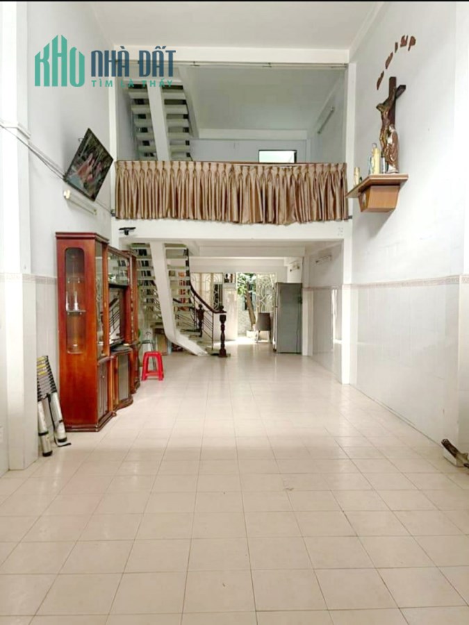 Cho thuê nhà HXH đường Phạm Thế Hiển, P6Q8, 122m2 giá chỉ 14tr/th