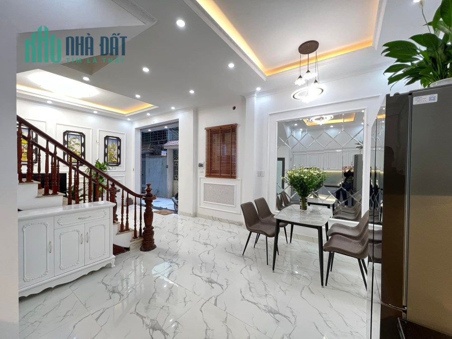 Nhà Giáp Nhị DT 37m2 x 3 Ngủ x MT 6m Giá chỉ 3,18 tỷ