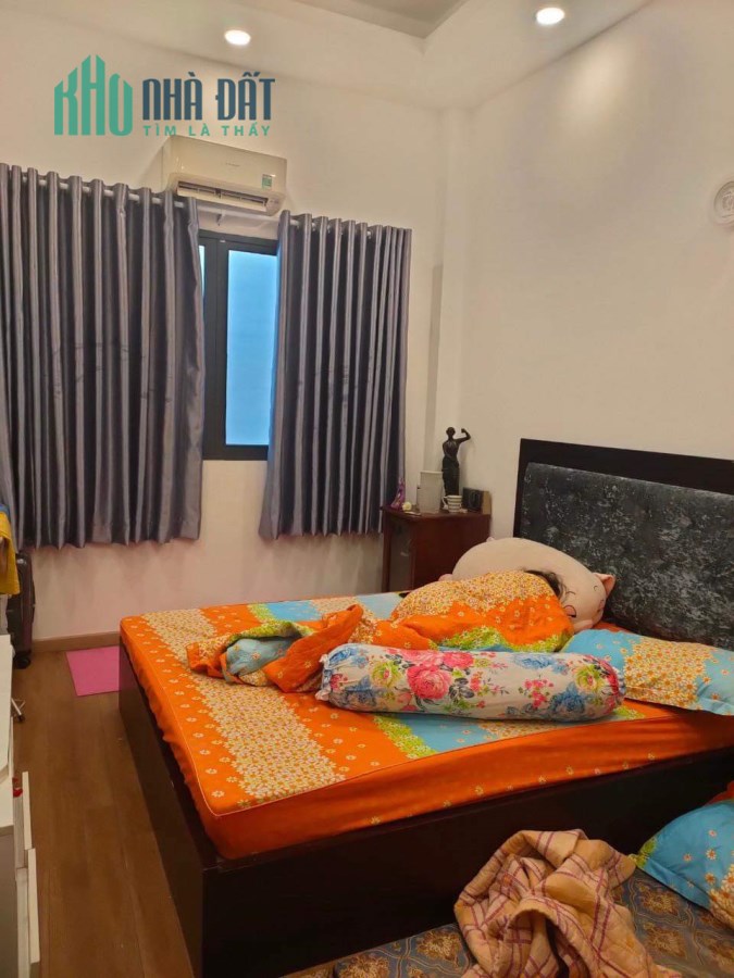 Bán gấp nhà đẹp HXH Hoàng Hoa Thám Bình Thạnh - 42m2 - 4 Tầng - 5PN - Nhỉnh 8 tỷ TL