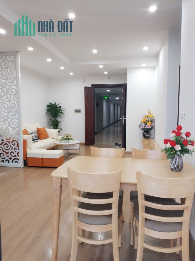 Bán CHCC Cầu Giấy,tòa 219 Trung Kính.64m2,2N,2WC,3.3 tỷ
