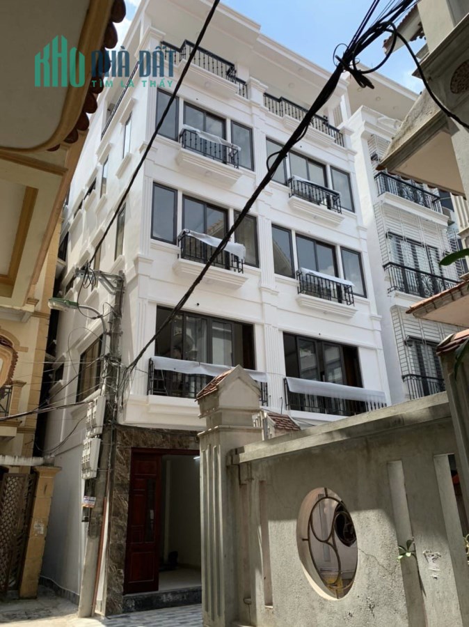 BÁN NHÀ HOA BẰNG-CẦU GIẤY-MỚI XÂY-LÔ GÓC-Ô TÔ ĐỖ CỬA-50M RA PHỐ-GIÁ 8 TỶ