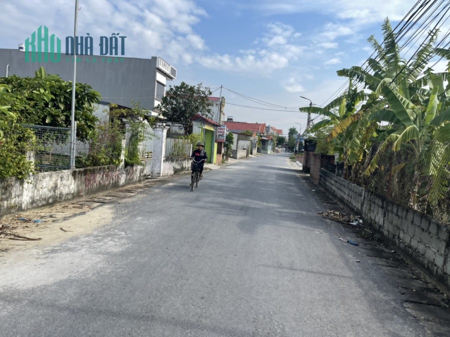 chính chủ cần chuyển nhượng lô đất sát chợ chiều Mỹ Đức An Lão Hải Phòng.