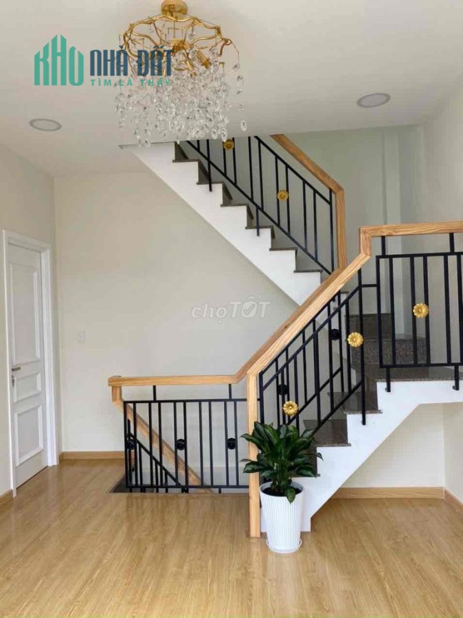 Nhà Chu Văn An, 43m, 3tầng, 5.5 ty