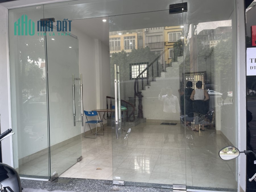Hiếm! cho thuê cả nhà MẶT PHỐ, OTO đỗ cửa trước sau, 2 CỬA trước sau, VỈA HÈ rất rộng. 35m2X5Tầng,