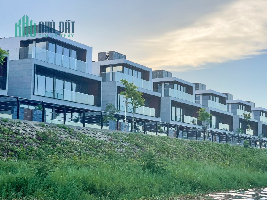 Chuyển nhượng biệt thự 5* 2 mặt tiền One River Villas, view trực diện sông du lịch