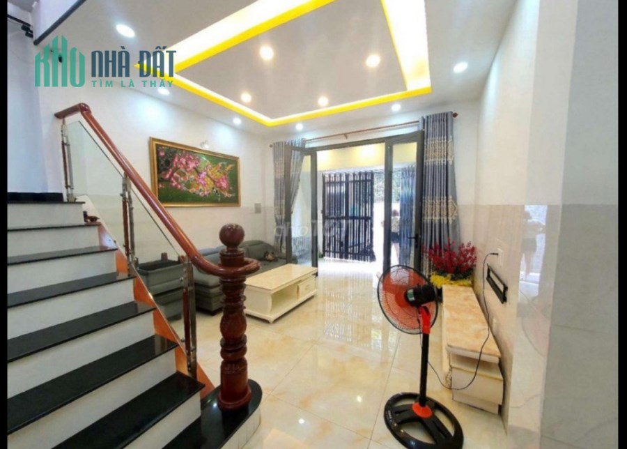 Ngộp - Bán Gấp Căn Nhà Tâm Huyết, Hẻm xe hơi thông - 5 Tầng - Cách mặt tiền 8 bước chân