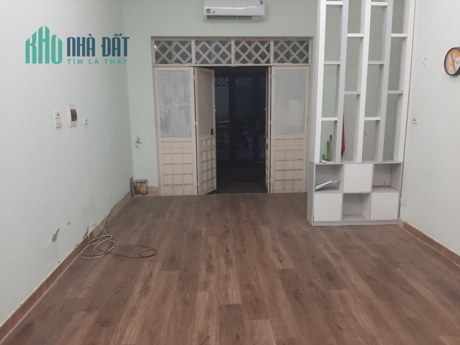 Chính Chủ Cho Thuê Nhà 2 Tầng Tại Ngách 45/8 Phố Hoa Lâm, Phường Việt Hưng, Quận Long Biên, Hà Nội